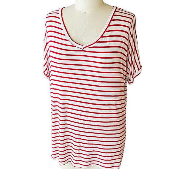 COCO & MAIN Red White Striped Short Sleeve Summer Top ~ Women's Oversized MED - Picture 2 of 4